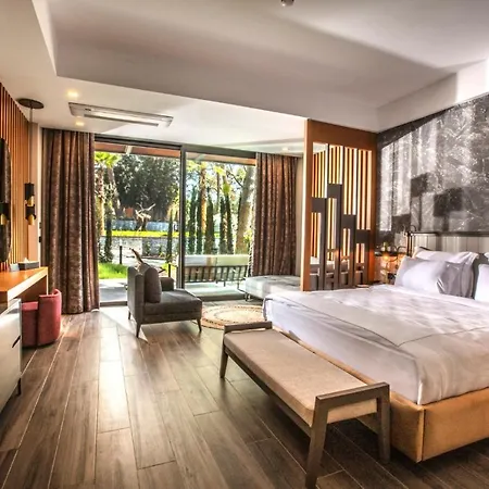 Unique Life Style Hotell 5*