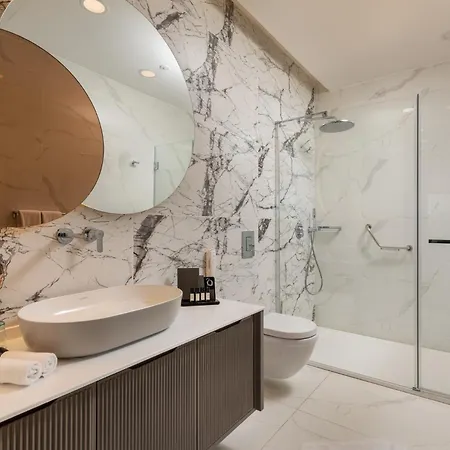 Ξενοδοχείο Unique Life Style Κουσάντασι