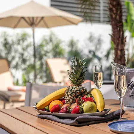 Unique Life Style Hotell 5*