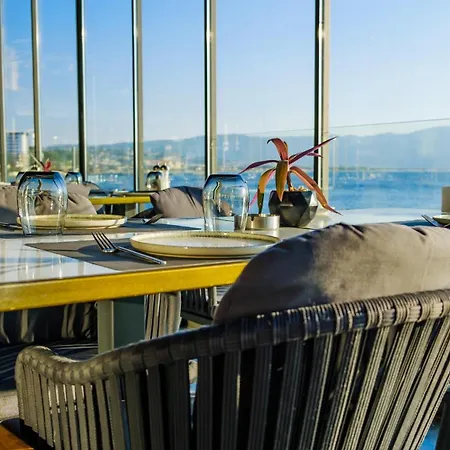 Unique Life Style Hotel