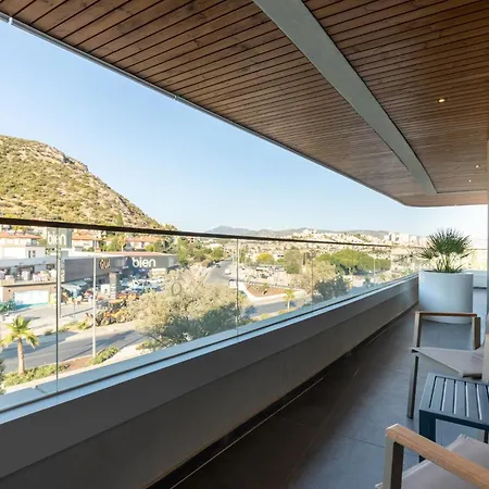 Unique Life Style Otel Kuşadası