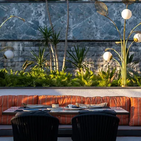 호텔 Unique Life Style 5*