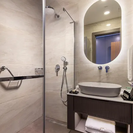 Unique Life Style Hotel