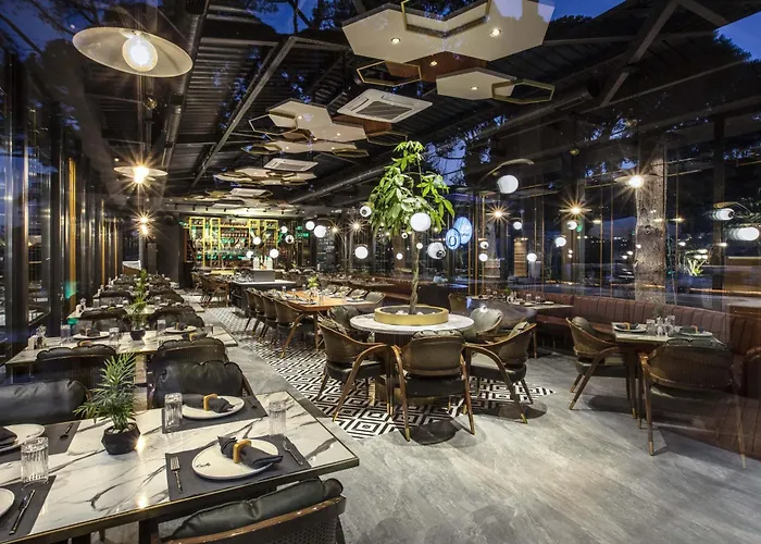 Unique Life Style 5* Kusadası